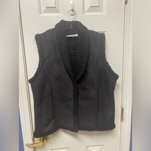 Tiara Black Vest with Shawl Collar and Textured Fabric Size L